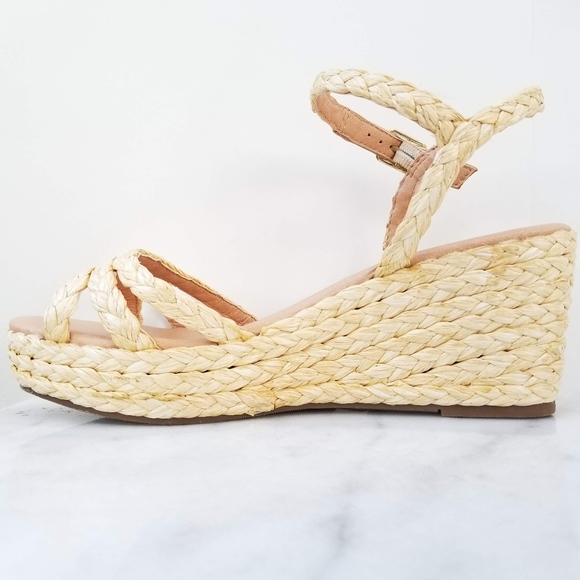 SOLD!! SOLD!! Sandal Straw Braid Jute Wedge Heel - Picture 3 of 8